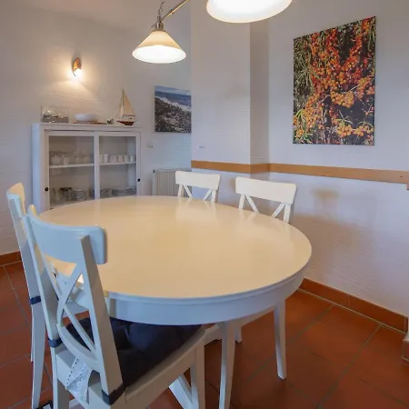 Rugana - Komfort Mit 2 Schlafzimmern Und Terrasse D02 Daire *